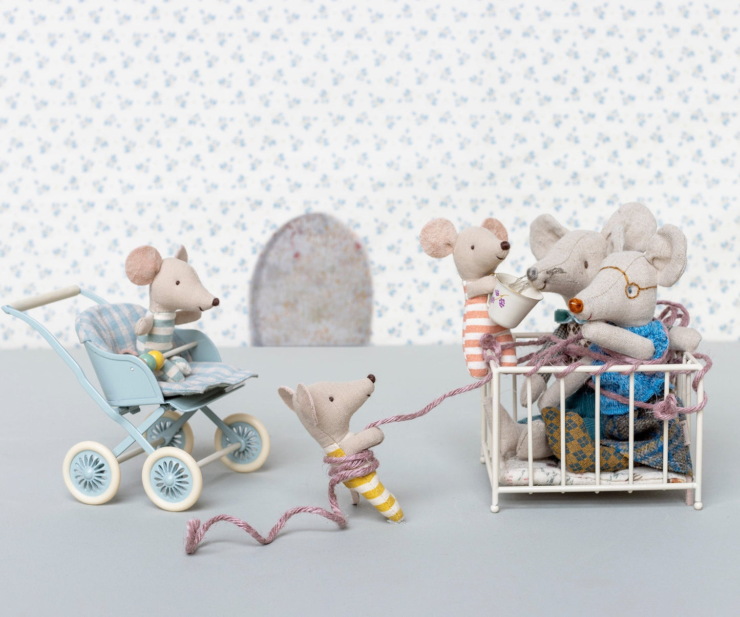 Maileg Grandparents Babysit Bundle