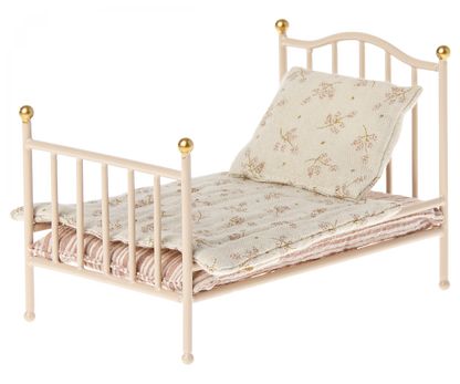  Vintage Bed, Mouse - Rose