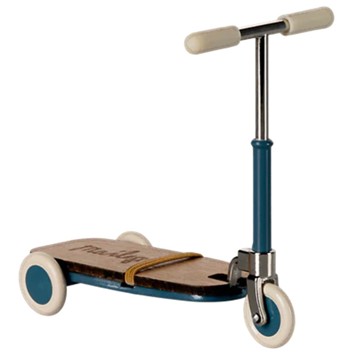  Maileg Kick Board Scooter Mouse Blue