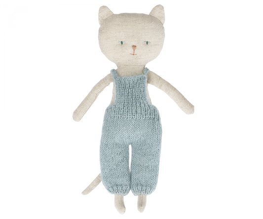  Kitten In Overalls, Blond