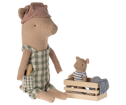 Maileg ETA APRIL SS24 Pig - Boy