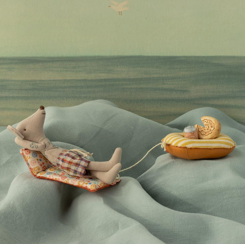 Maileg Beach Mouse With Air Mattress | Dad