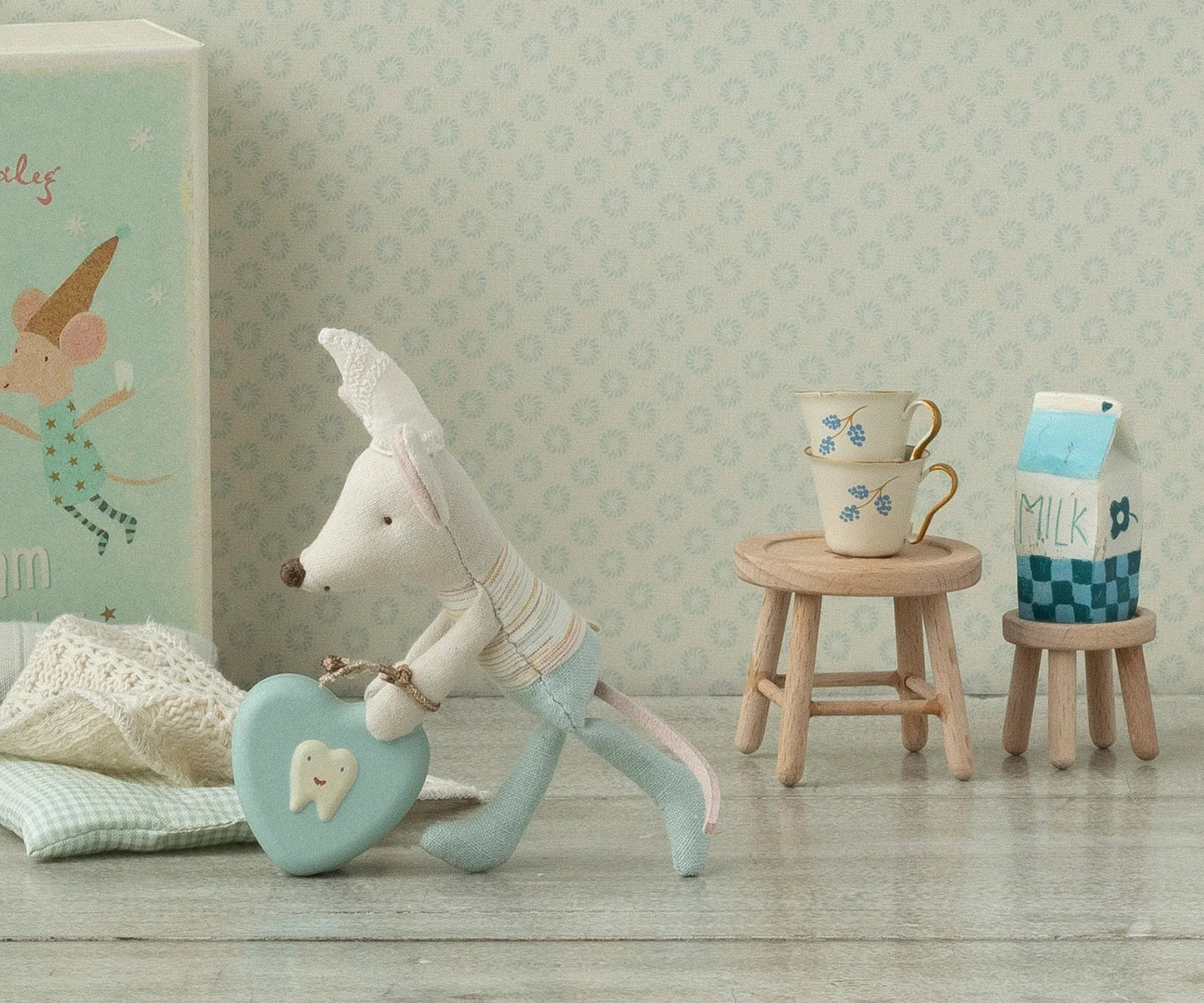  Maileg Table & Stool, Mouse Size