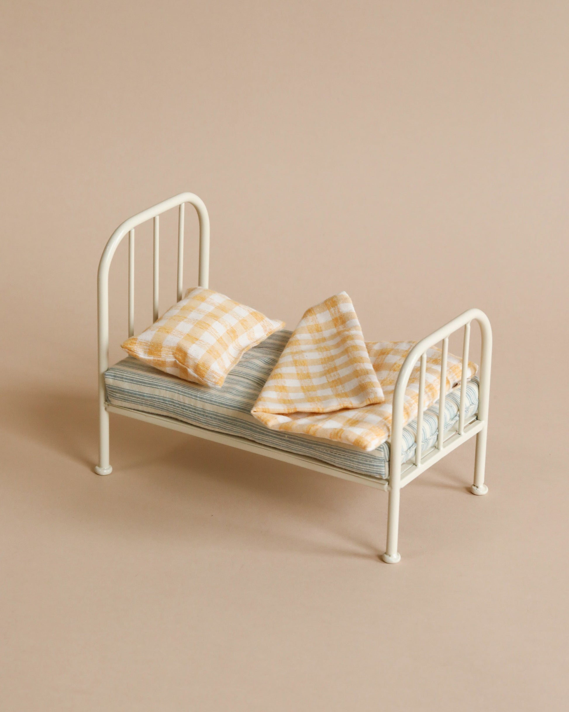  Maileg Vintage Bed, Miniature