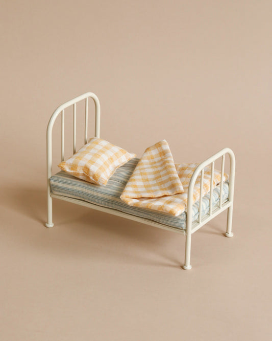  Maileg Vintage Bed, Miniature