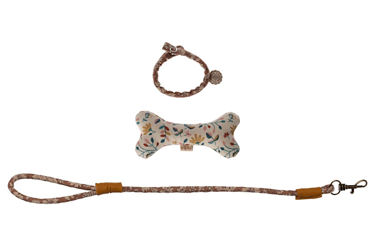  Maileg Dog Plush Accessories In Tin Rose