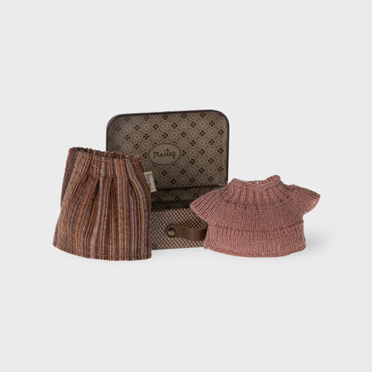 Maileg Knitted Blouse & Skirt In Suitcase