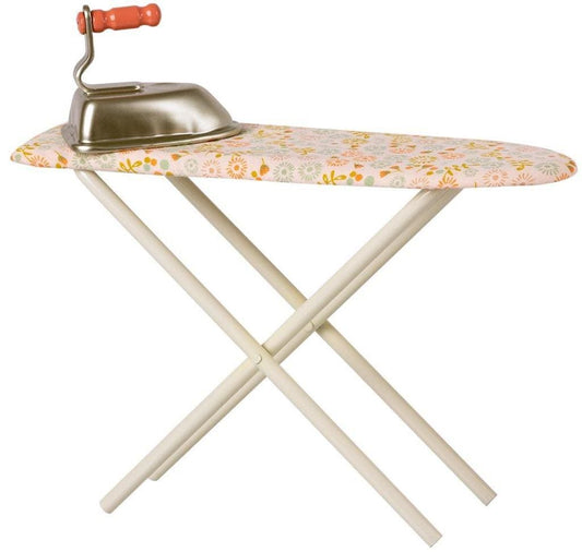  Maileg Iron & Ironing Board