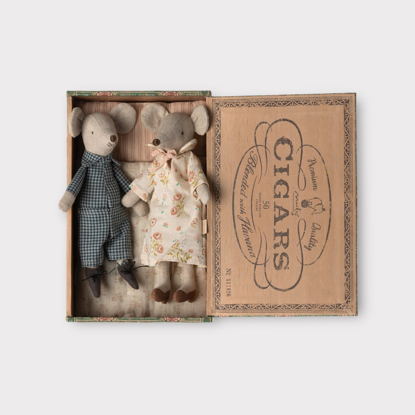 Maileg Grandma And Grandpa Mice In Cigar Box