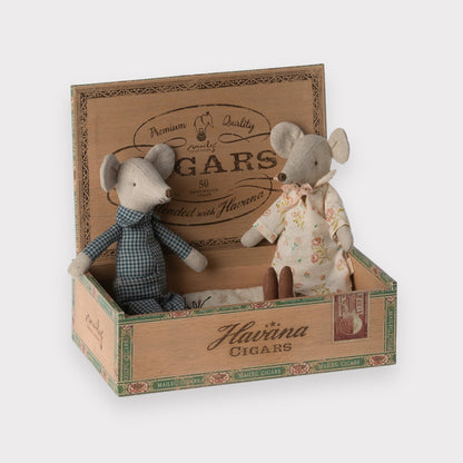 Maileg Grandma And Grandpa Mice In Cigar Box