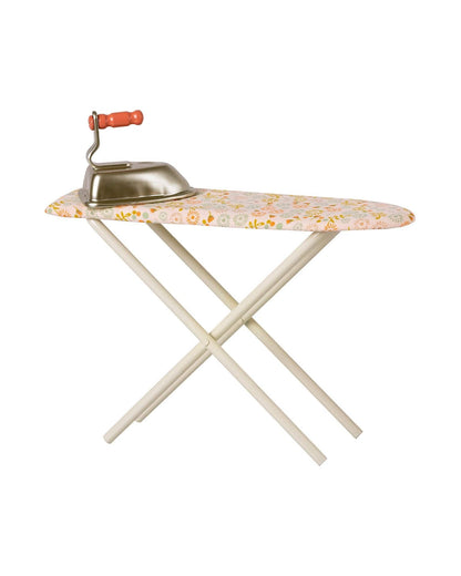 Maileg Iron + Ironing Board