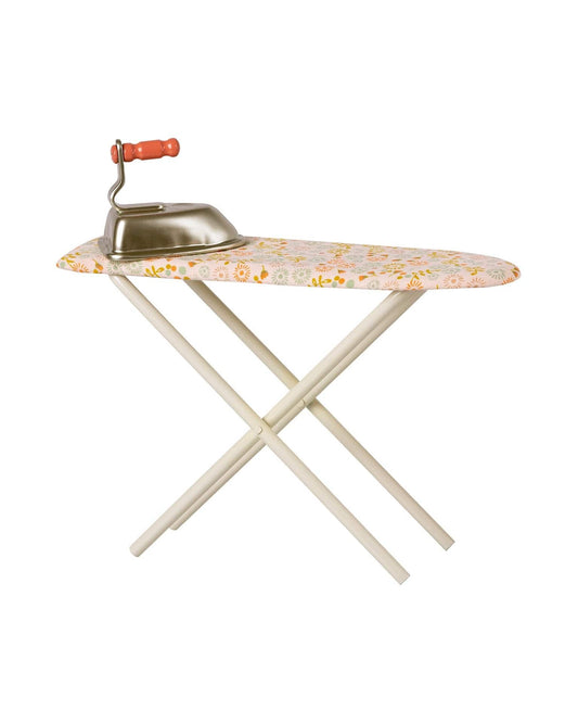 Maileg Iron + Ironing Board