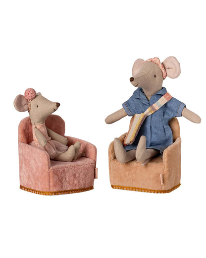 Maileg Mouse Folding Chair In Powder