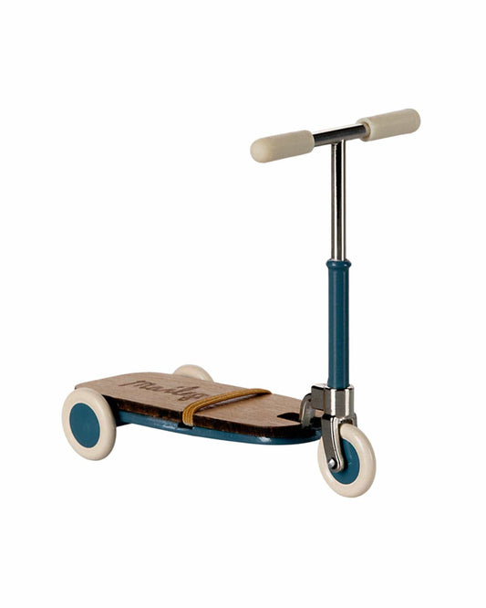 Maileg Mouse Kick Board In Blue