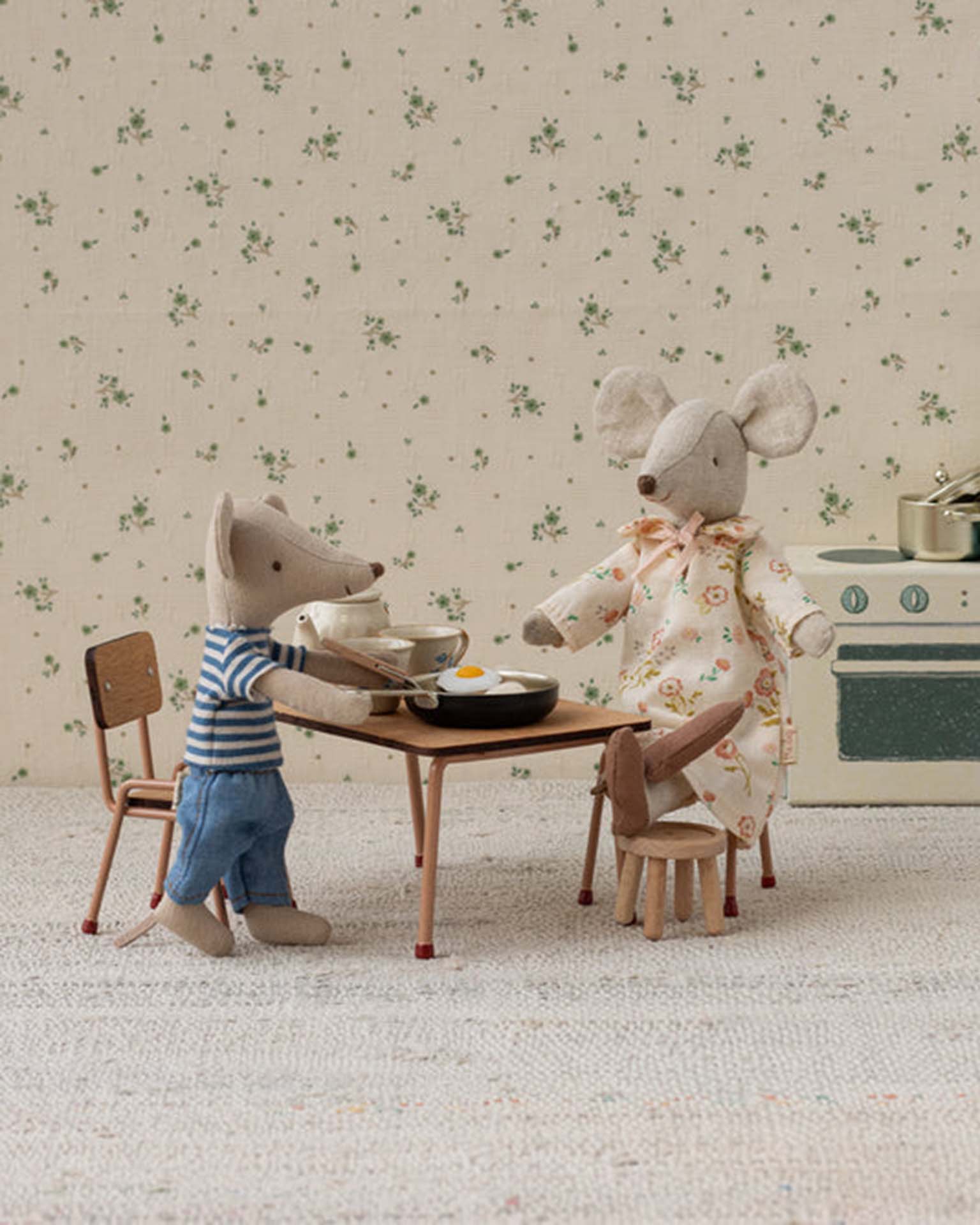 Maileg Mouse Table + Chair Set In Dark Powder
