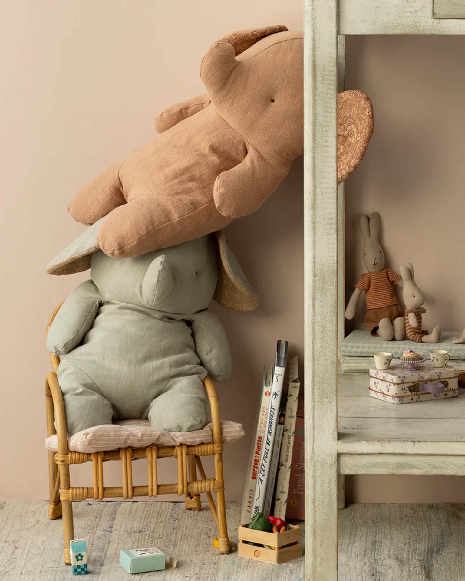 Maileg Safari Friends Medium Elephant - Grey