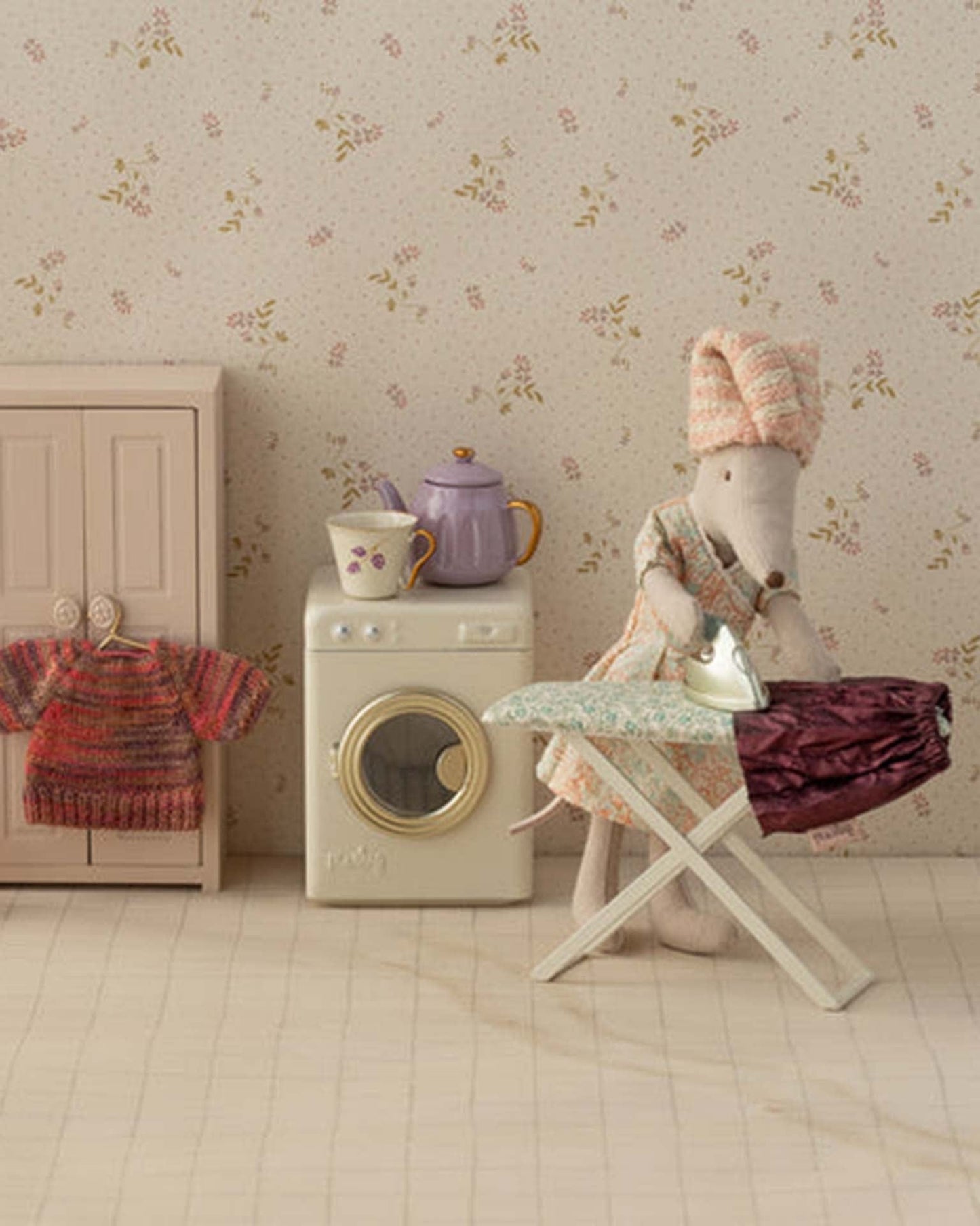 Maileg Skirt And Knitted Blouse, Mum Mouse