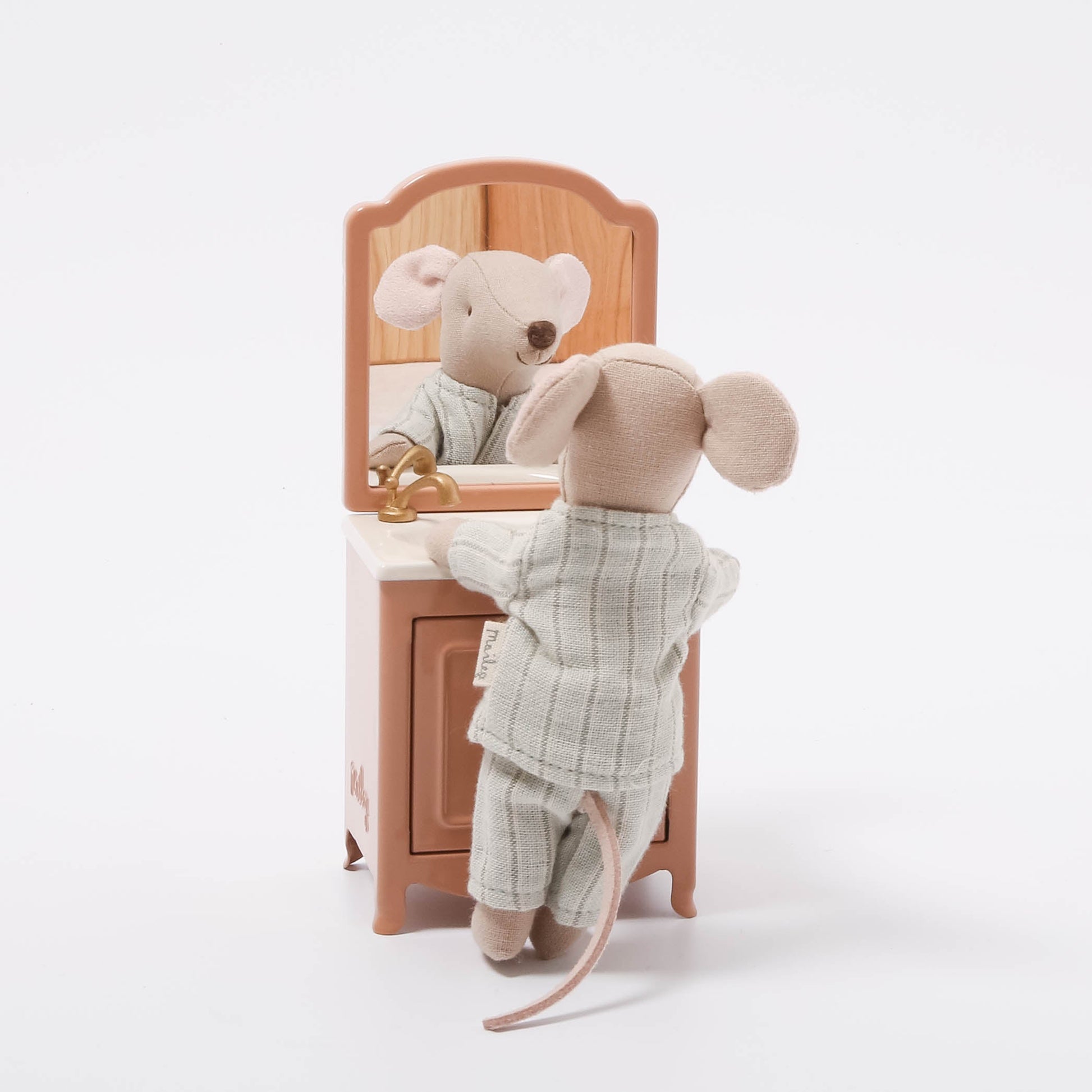 Maileg Sink Dresser, Mouse | Dark Powder