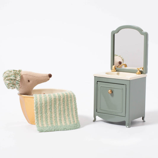 Maileg Sink Dresser With Mirror | Mouse